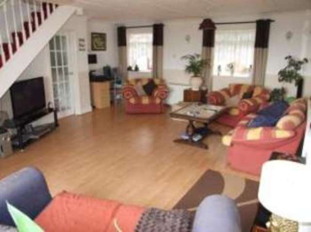  Image of 3 bedroom Bungalow for sale in Castle-An-Dinas St. Columb TR9 at St. Columb Cornwall St Columb Major, TR9 6JB