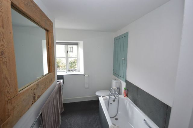  Image of 3 bedroom Cottage to rent in St. James Street South Petherton TA13 at St James Street  South Petherton, TA13 5BS