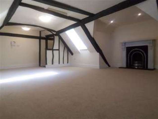  Image of 2 bedroom Apartment to rent in High Street Ongar CM5 at Chipping Ongar, CM5 9JH