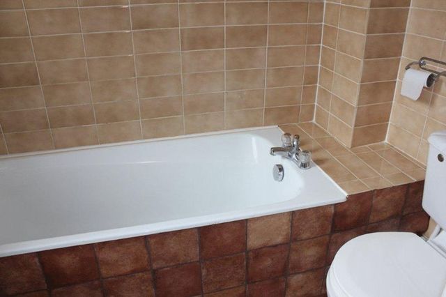  Image of 2 bedroom Property to rent in St. Pancras Chichester PO19 at St Pancras  Chichester, PO19 7LR