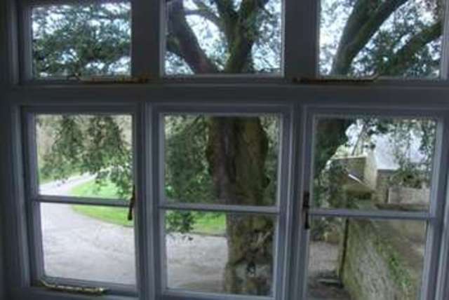  Image of 3 bedroom Flat to rent in Antony Estate Antony Estate Torpoint PL11 at Torpoint, PL11 2QA