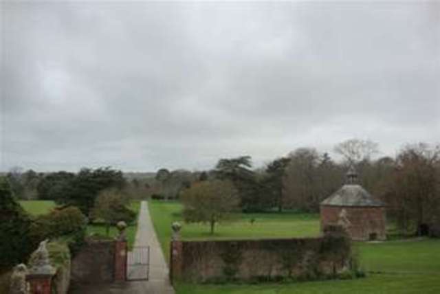  Image of 3 bedroom Flat to rent in Antony Estate Antony Estate Torpoint PL11 at Torpoint, PL11 2QA