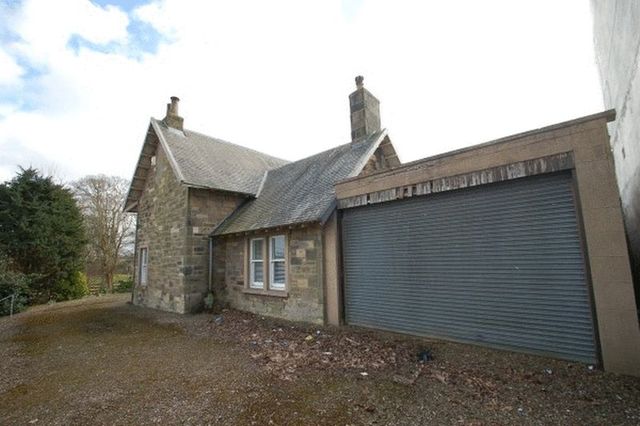  Image of 3 bedroom Detached house for sale in Strawfrank Road Carstairs Junction Lanark ML11 at Strawfrank Road Carstairs Junction Lanark, ML11 8PP