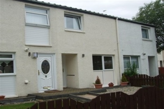  Image of 2 bedroom Detached house to rent in Sundrum Place Kilwinning KA13 at Kilwinning North Ayrshire North Ayrshire, KA13 6ST