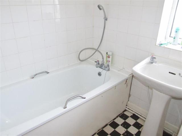  Image of 3 bedroom Terraced house for sale in Sunnybank Road Mixenden Halifax HX2 at Mixenden Halifax Mount Tabor, HX2 8RL