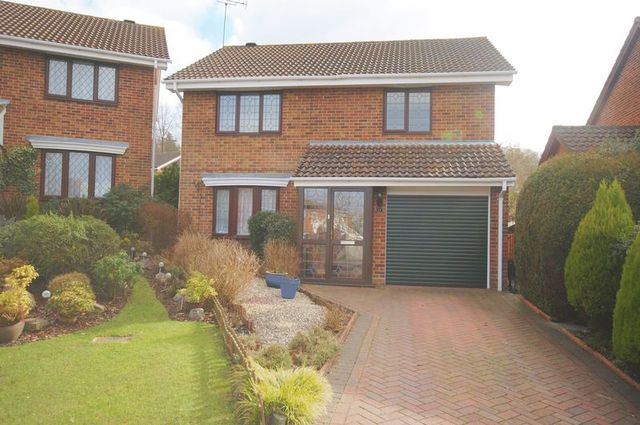  Image of 4 bedroom Detached house for sale in Swincombe Rise West End Southampton SO18 at Swincombe Rise West End Southampton, SO18 3NL