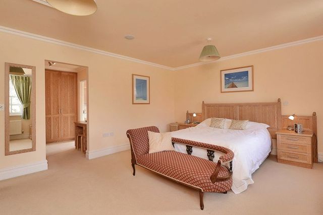  Image of 6 bedroom Detached house for sale in Manor Close Oxton Southwell NG25 at Manor Close Oxton Southwell, NG25 0TG
