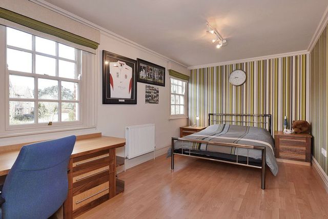  Image of 6 bedroom Detached house for sale in Manor Close Oxton Southwell NG25 at Manor Close Oxton Southwell, NG25 0TG