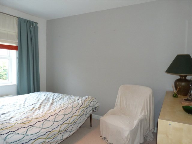  Image of 4 bedroom Terraced house to rent in Broad Lane Bracknell RG12 at Broad Lane Bracknell Easthampstead, RG12 9GQ