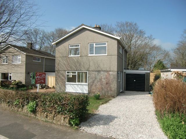  Image of 3 bedroom Detached house for sale in Hurdwick Road Tavistock PL19 at Hurdwick Road  Tavistock, PL19 8LW