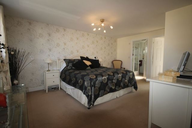  Image of 3 bedroom Terraced house for sale in The Anchorage Portishead Bristol BS20 at The Anchorage Portishead Portishead, BS20 7FN
