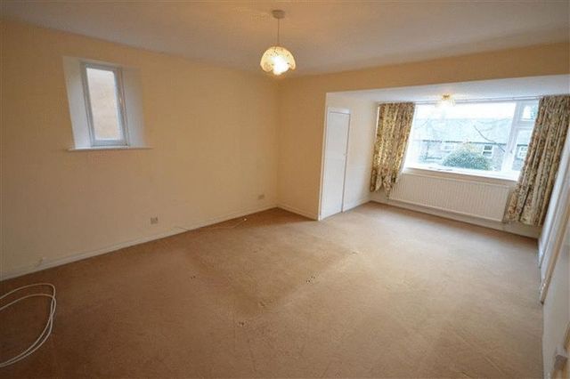  Image of 4 bedroom Detached house for sale in The Knoll Prenton CH43 at The Knoll  Prenton, CH43 5UZ
