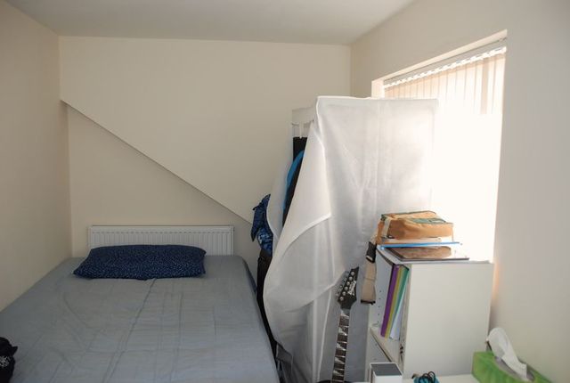  Image of 5 bedroom Property to rent in The Mount Coventry CV3 at THE MOUNT  Coventry, CV3 5GJ