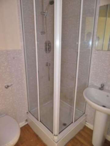  Image of 2 bedroom Maisonette to rent in Thimble End Court Sutton Coldfield B76 at Thimble End Court Walmley Sutton Coldfield, B76 2RZ