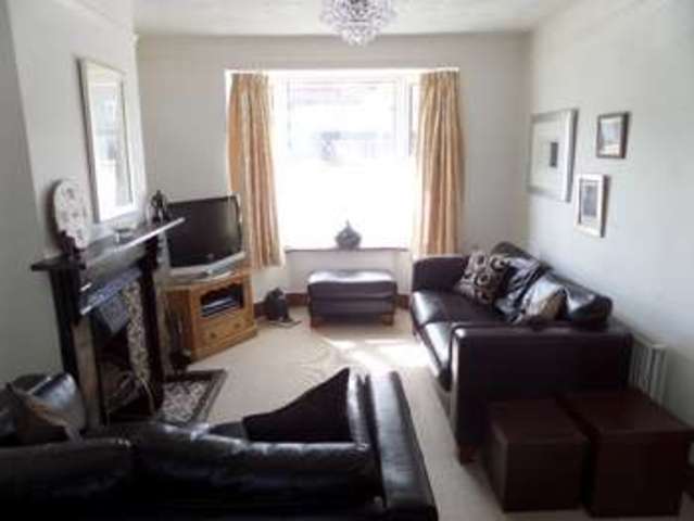  Image of 3 bedroom Terraced house for sale in Tickford Street Newport Pagnell MK16 at Newport Pagnell, MK16 9BD