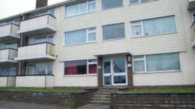  Image of 2 bedroom Flat for sale in Lichfield Avenue Torquay TQ2 at Torquay Devon Barton, TQ2 8AN