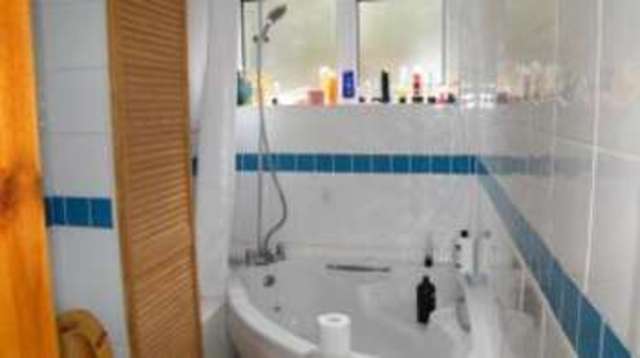  Image of 2 bedroom Flat for sale in Lichfield Avenue Torquay TQ2 at Torquay Devon Barton, TQ2 8AN