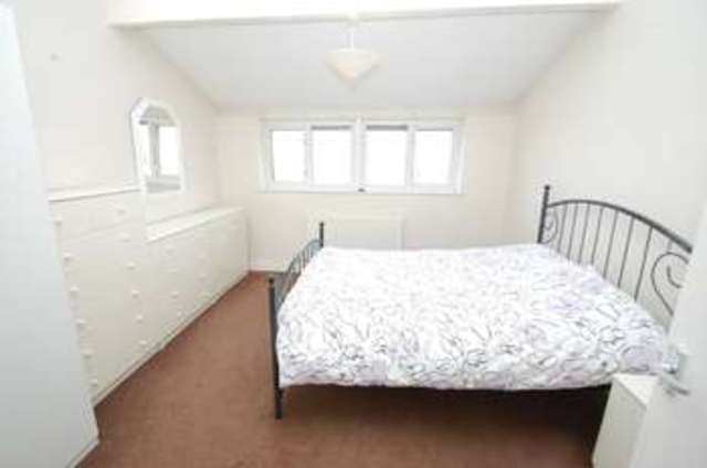  Image of 2 bedroom Town House for sale in Simmonds Rise Hemel Hempstead HP3 at Hemel Hempstead HERTS, HP3 9EA
