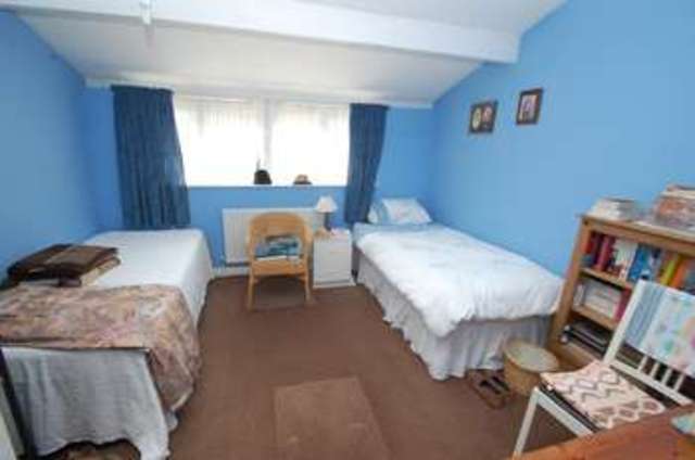  Image of 2 bedroom Town House for sale in Simmonds Rise Hemel Hempstead HP3 at Hemel Hempstead HERTS, HP3 9EA