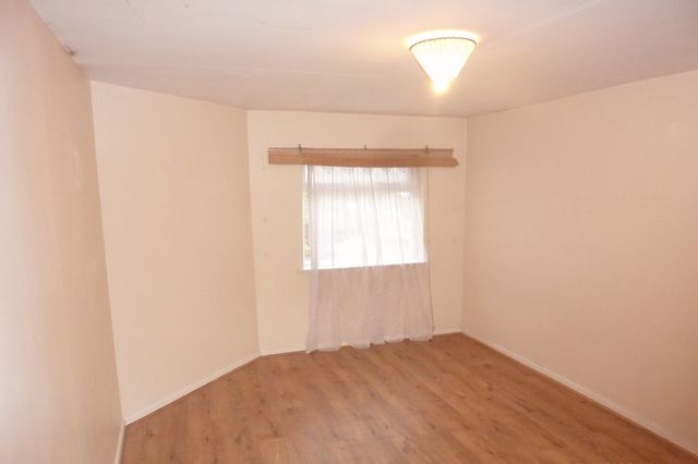  Image of 4 bedroom Semi-Detached house to rent in Trees Road Walsall WS1 at Trees Road  Walsall, WS1 3JU