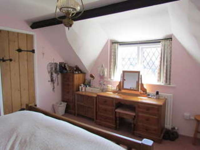  Image of 3 bedroom Detached house for sale in Trotshill Lane West Warndon Worcester WR4 at Worcester Worcestershire Worcester, WR4 0HH