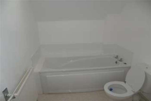  Image of 1 bedroom Flat to rent in Turner Street Ramsgate CT11 at Ramsgate, CT11 8NG