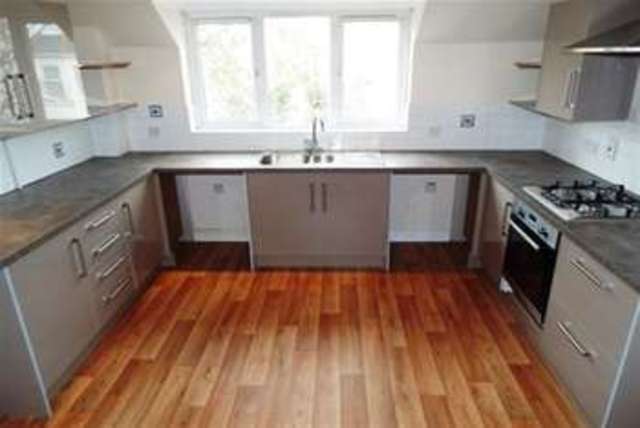  Image of 2 bedroom Flat to rent in Argyll Road Boscombe Bournemouth BH5 at Bournemouth, BH5 1ED