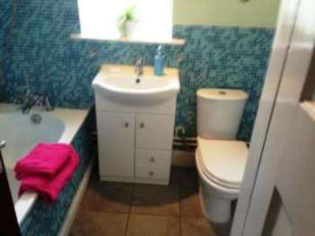  Image of 3 bedroom Semi-Detached house for sale in Union Street Dunstable LU6 at Dunstable Bedfordshire Dunstable, LU6 1HB