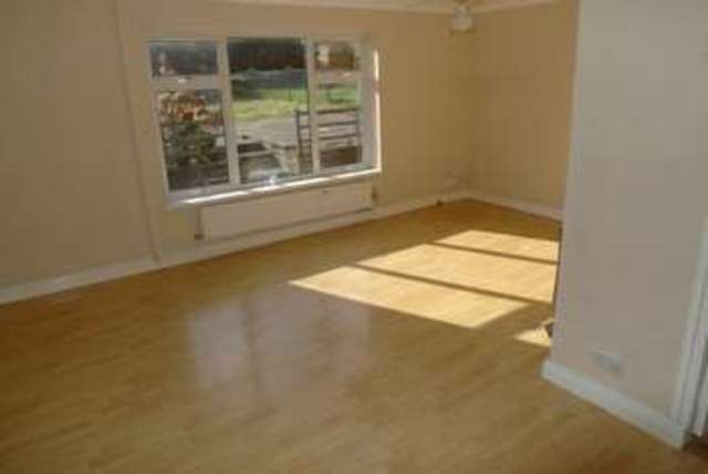  Image of 3 bedroom Property for sale in Heol Newydd Upper Cwmbran Cwmbran NP44 at Cwmbran, NP44 5HS