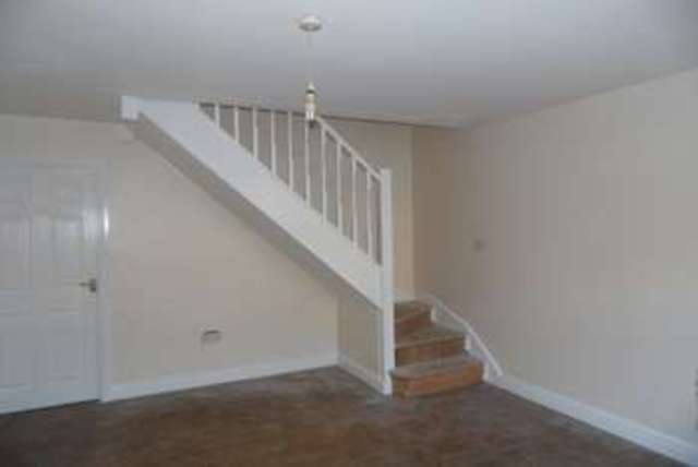  Image of 2 bedroom Semi-Detached house to rent in Urban Road Doncaster DN4 at URBAN ROAD HEXTHORPE DONCASTER, DN4 0EW
