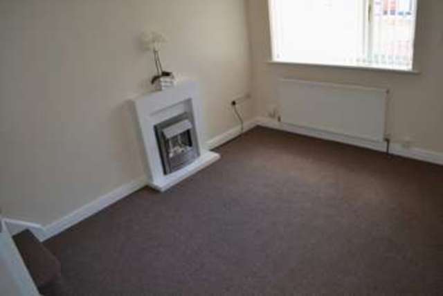  Image of 2 bedroom Semi-Detached house to rent in Urban Road Doncaster DN4 at URBAN ROAD HEXTHORPE DONCASTER, DN4 0EW