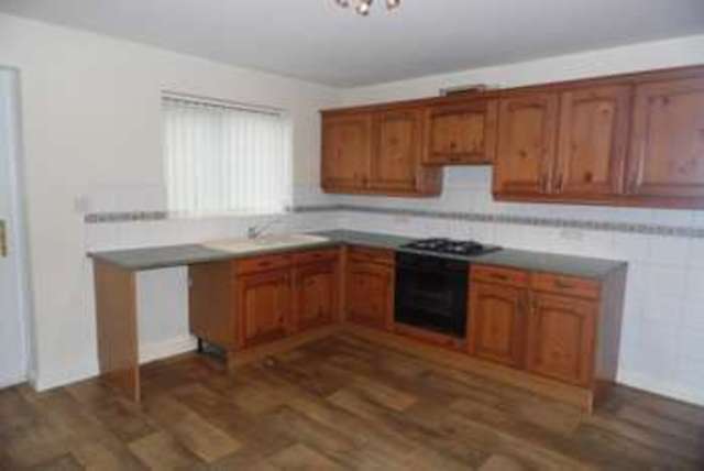  Image of 2 bedroom Semi-Detached house to rent in Urban Road Doncaster DN4 at URBAN ROAD HEXTHORPE DONCASTER, DN4 0EW