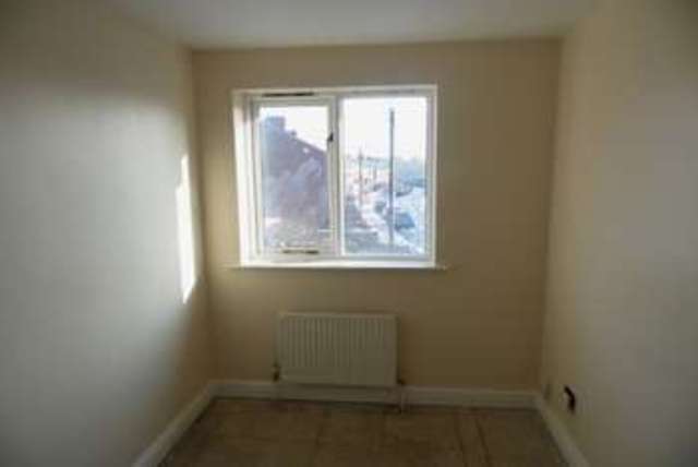  Image of 2 bedroom Semi-Detached house to rent in Urban Road Doncaster DN4 at URBAN ROAD HEXTHORPE DONCASTER, DN4 0EW
