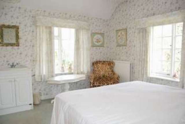  Image of 2 bedroom Property for sale in Binton Binton Stratford-upon-Avon CV37 at VILLAGE STREET BINTON STRATFORD UPON AVON, CV37 9TW