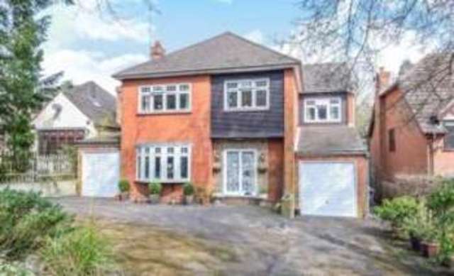  Image of 5 bedroom Detached house for sale in Warren Hill Loughton IG10 at Loughton Essex Loughton, IG10 4RL