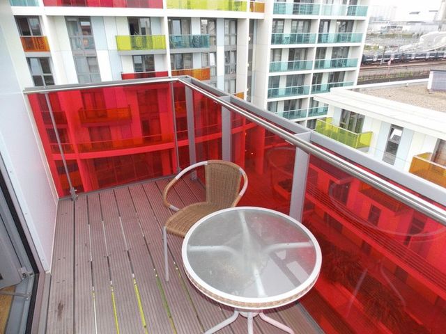  Image of 2 bedroom Flat to rent in Warton Road London E15 at Warton Road  London, E15 2JS