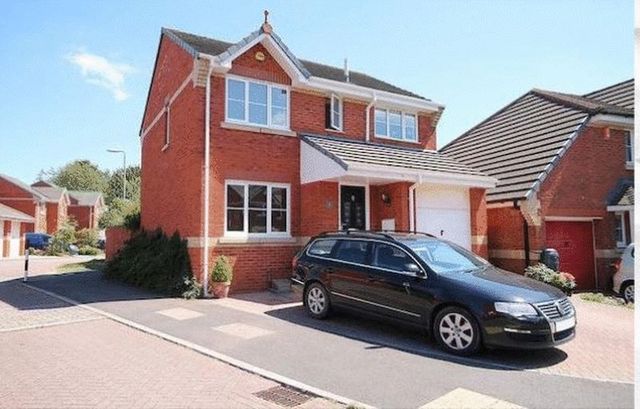  Image of 4 bedroom Detached house to rent in Well Oak Park Exeter EX2 at Well Oak Park  Exeter, EX2 5BB