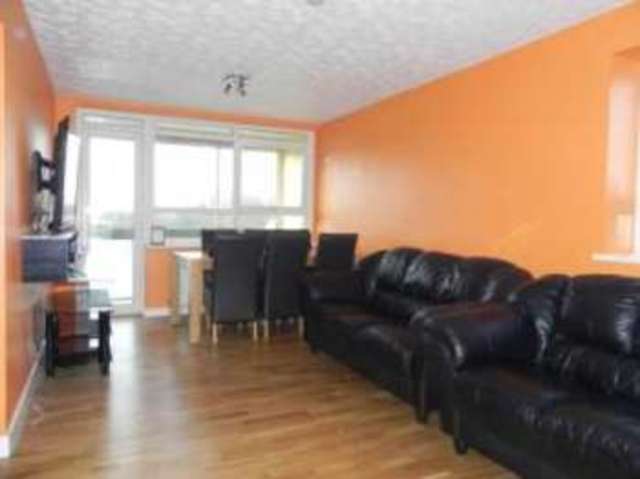  Image of 2 bedroom Flat for sale in Kingsbury Road London NW9 at 369 Kingsbury Road London Kingsbury, NW9 9PG
