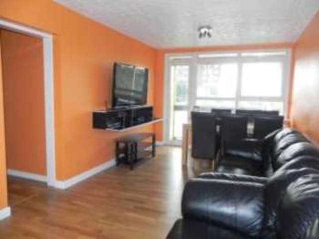  Image of 2 bedroom Flat for sale in Kingsbury Road London NW9 at 369 Kingsbury Road London Kingsbury, NW9 9PG