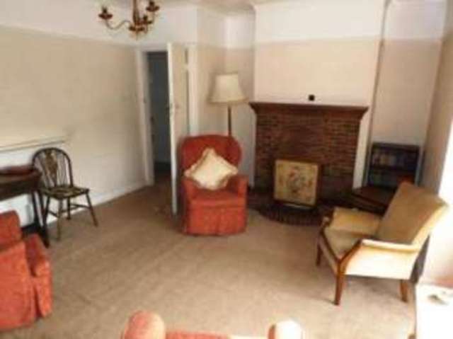  Image of 2 bedroom Bungalow for sale in Westland Drive Brookmans Park Hatfield AL9 at Brookmans Park Hatfield Brookmans Park, AL9 7UG