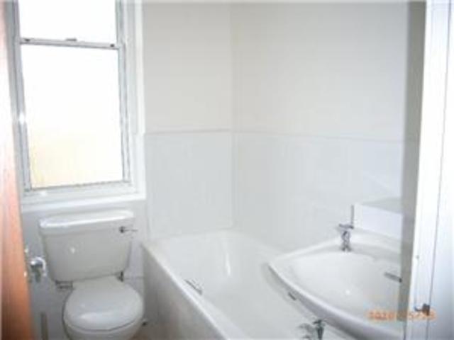 Image of 1 bedroom Flat to rent in Wheatfield Terrace Edinburgh EH11 at Gorgie Edinburgh Edinburgh, EH11 2PA