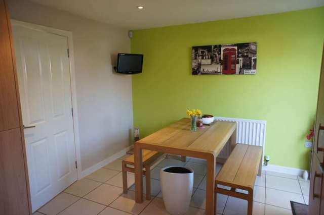  Image of 4 bedroom Semi-Detached house to rent in Whitelands Way Bicester OX26 at Whitelands Way Kingsmere Bicester, OX26 1AB