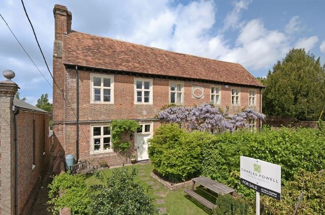  Image of 3 bedroom Detached house for sale in Dean Lane Whiteparish Salisbury SP5 at Dean Lane Whiteparish Salisbury, SP5 2RN