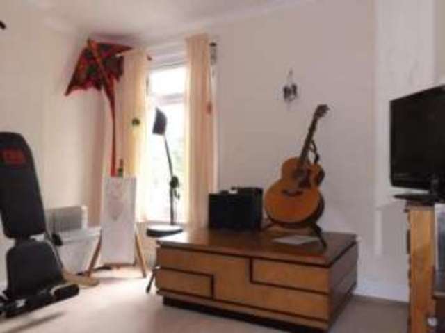  Image of 3 bedroom End of Terrace for sale in Whitstable Road Faversham ME13 at Faversham Kent Faversham, ME13 8BE