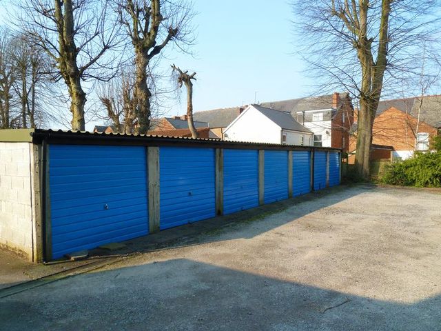  Image of 1 bedroom Flat for sale in Coppice Road Moseley Birmingham B13 at Willow Court 9 Coppice Road Moseley, B13 9DP