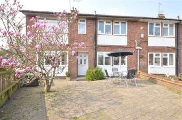  Image of 2 bedroom Detached house for sale in Windmill Close Horley RH6 at Horley Surrey Horley, RH6 9AG
