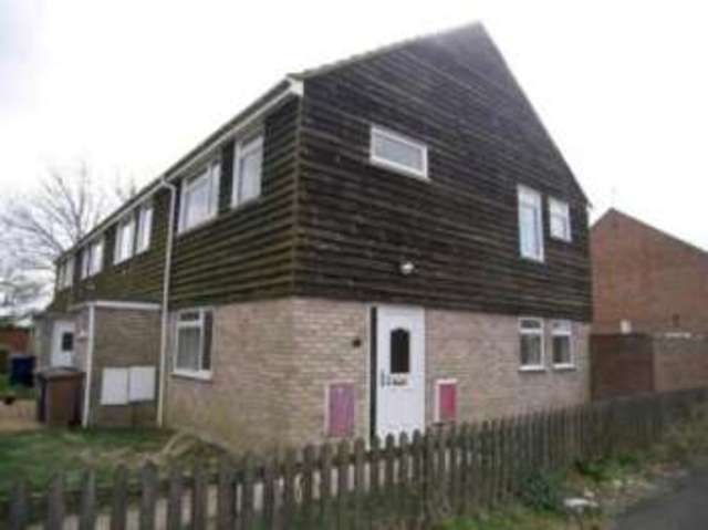  Image of 3 bedroom End of Terrace for sale in Jubilee Walk Wisbech PE13 at Wisbech Cambridgeshire Walsoken, PE13 3HW
