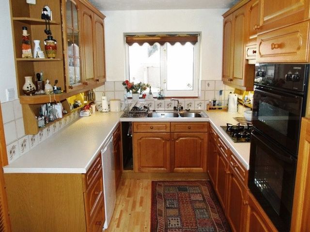  Image of 4 bedroom Detached house for sale in Wolstonbury Close Crawley RH11 at Wolstonbury Close Southgate Crawley,, RH11 8TX