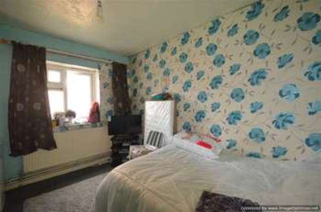  Image of 4 bedroom Flat for sale in Woolridge Way Loddiges Road London E9 at Hackney, E9 6PP