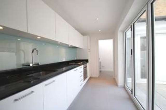  Image of 3 bedroom Detached house to rent in Wynford Road London N1 at Kings Cross N1 London, N1 9SN